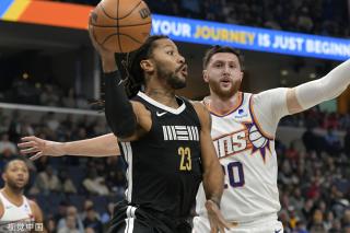 球队显得有 球队显得有