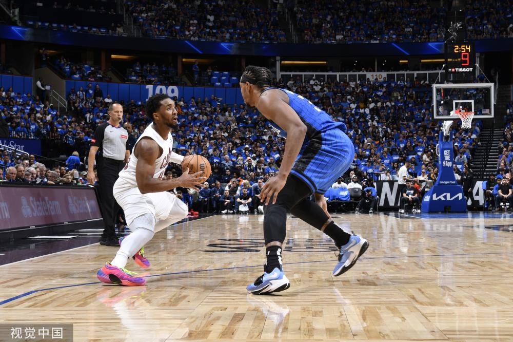 通过不断的 通过不断的